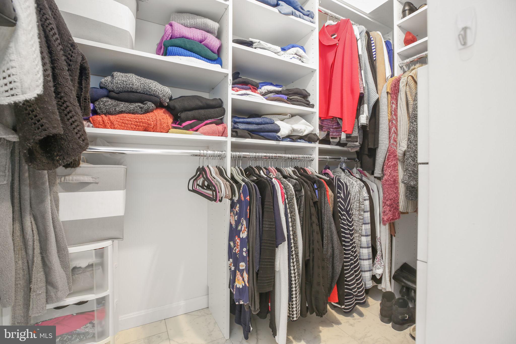 RIVER BLUFFS - Residential