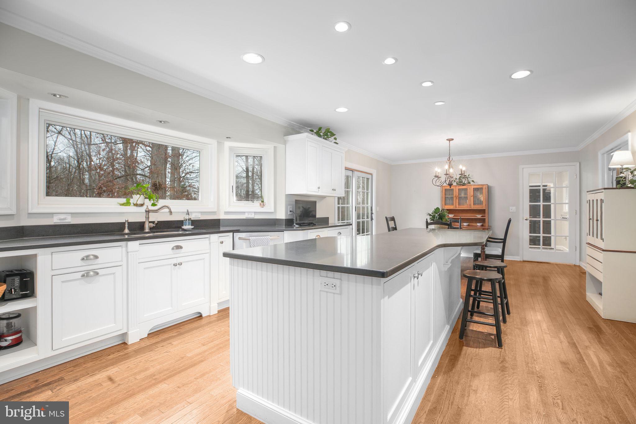 RIVER BLUFFS - Residential