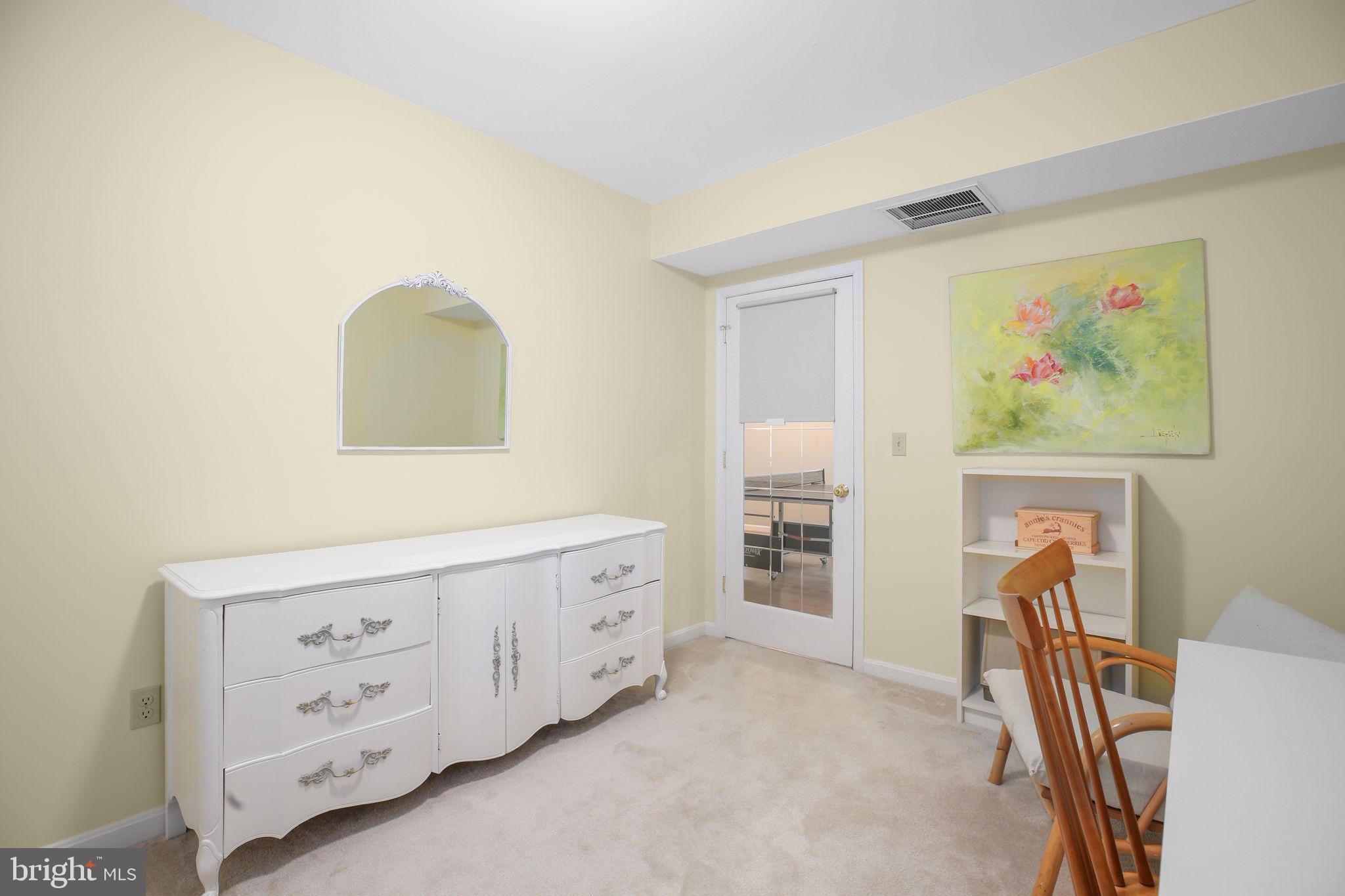 RIVER BLUFFS - Residential