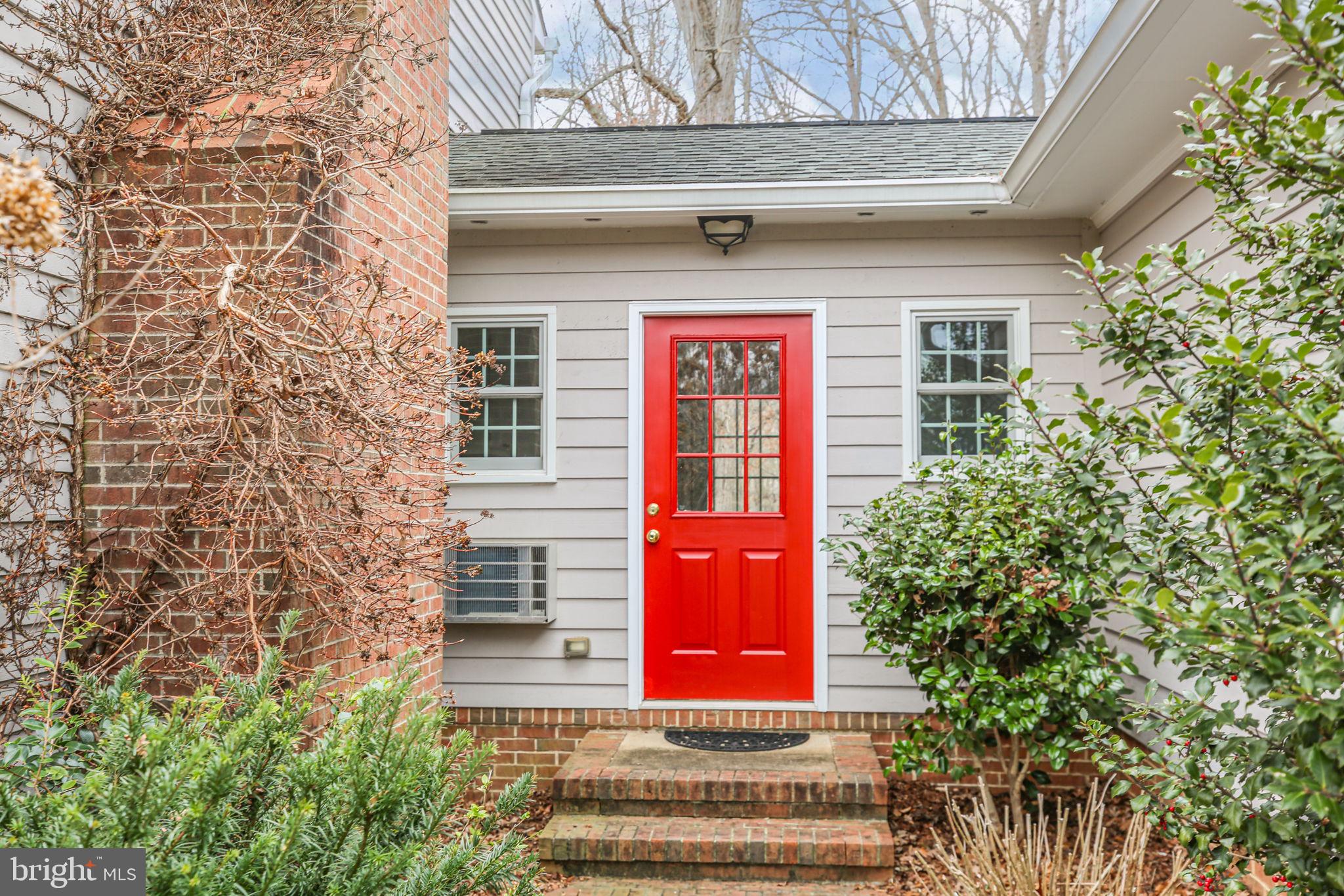 RIVER BLUFFS - Residential