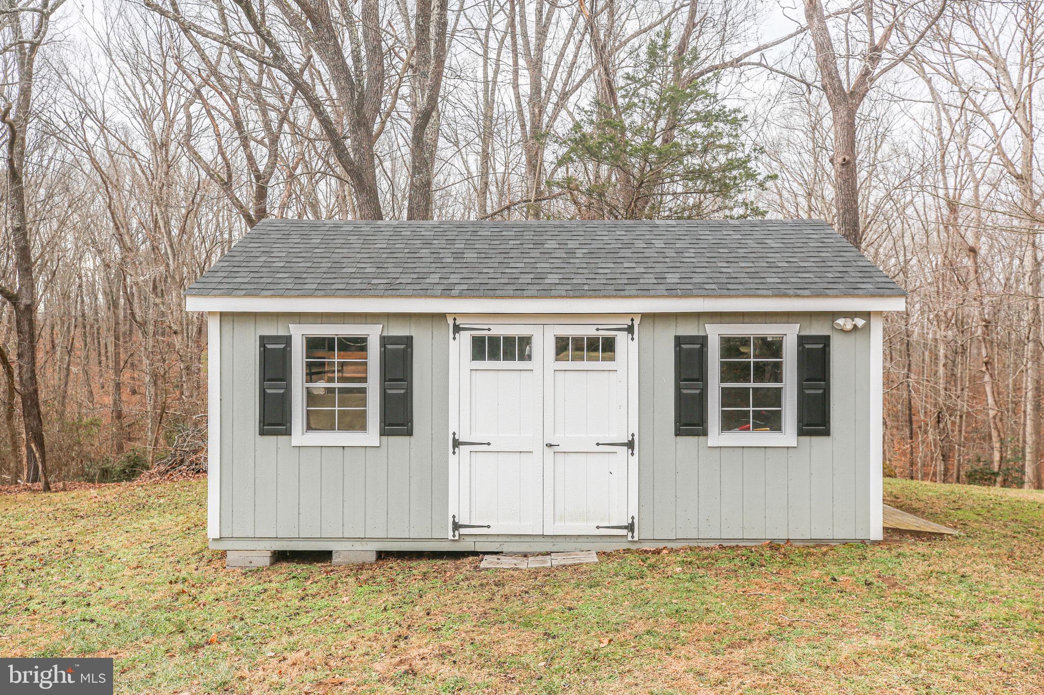 RIVER BLUFFS - Residential