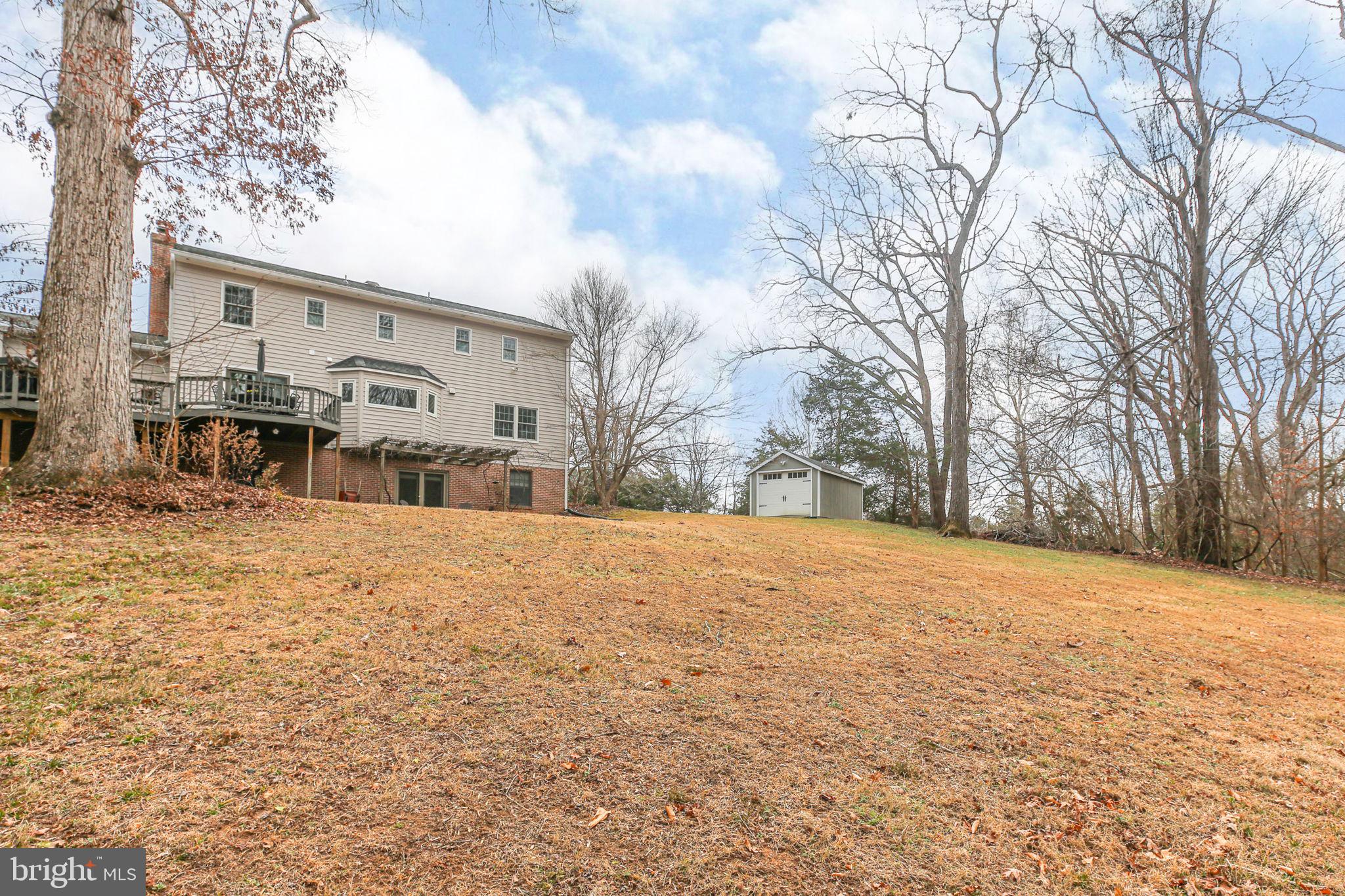 RIVER BLUFFS - Residential