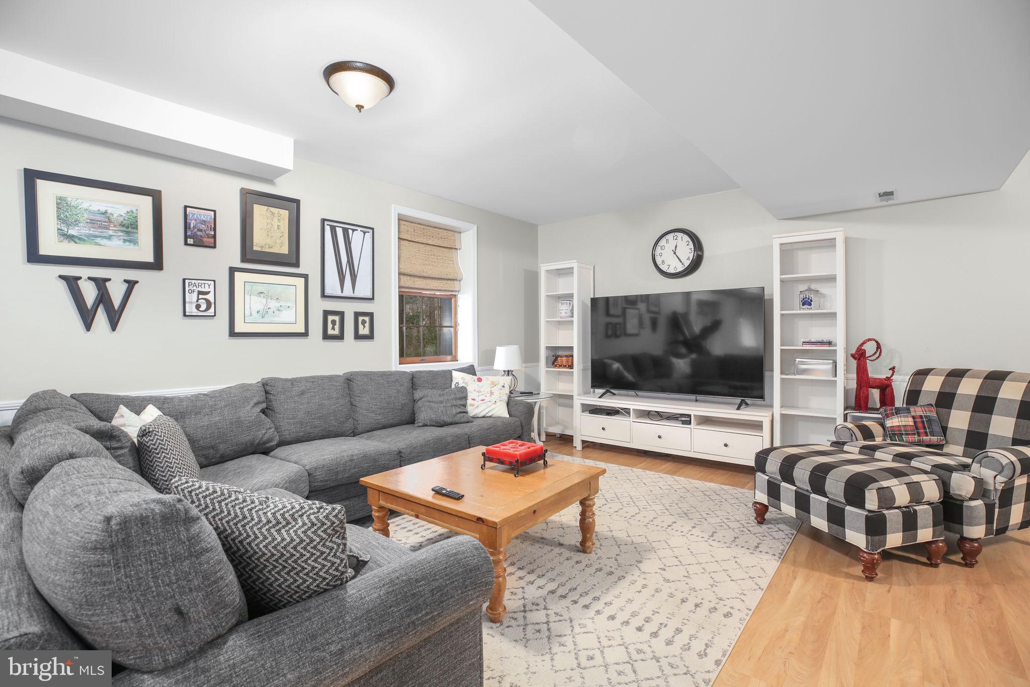 RIVER BLUFFS - Residential