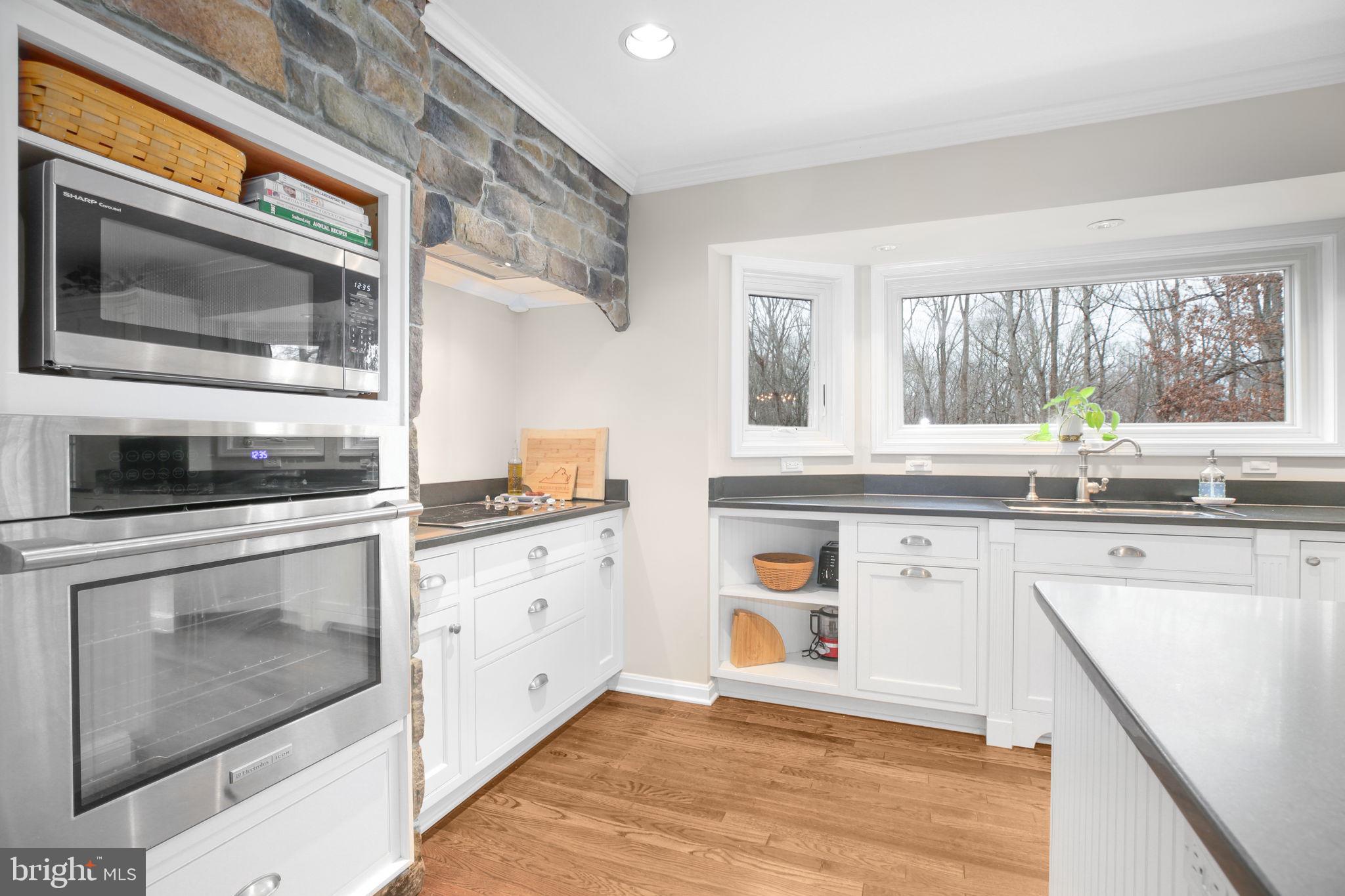 RIVER BLUFFS - Residential