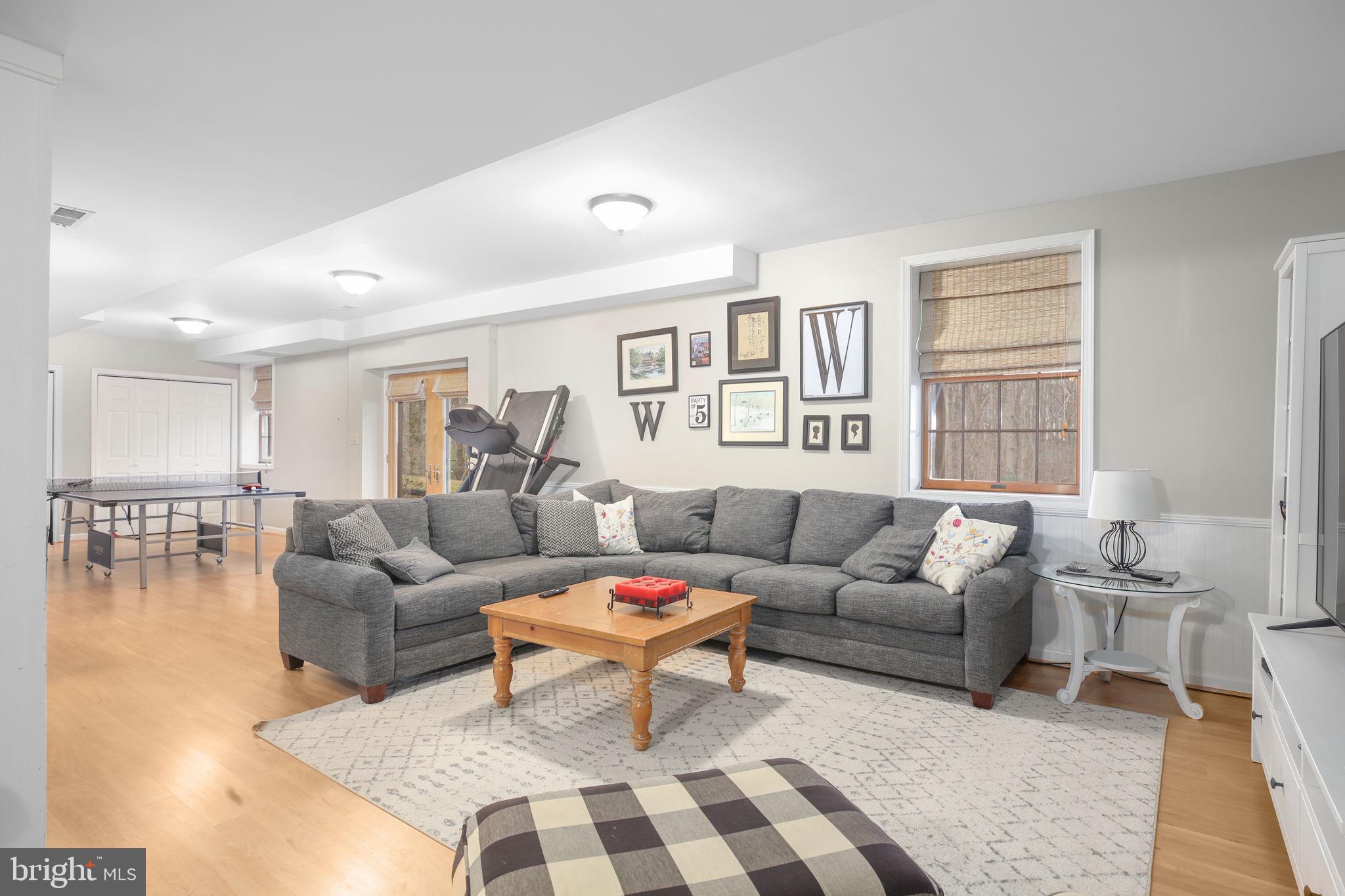 RIVER BLUFFS - Residential