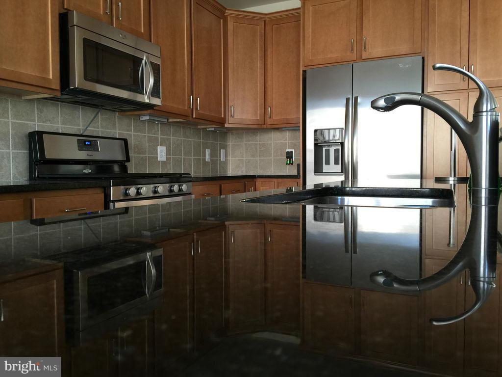 BUCKINGHAM AT LOUDOUN VALLEY - Residential Lease