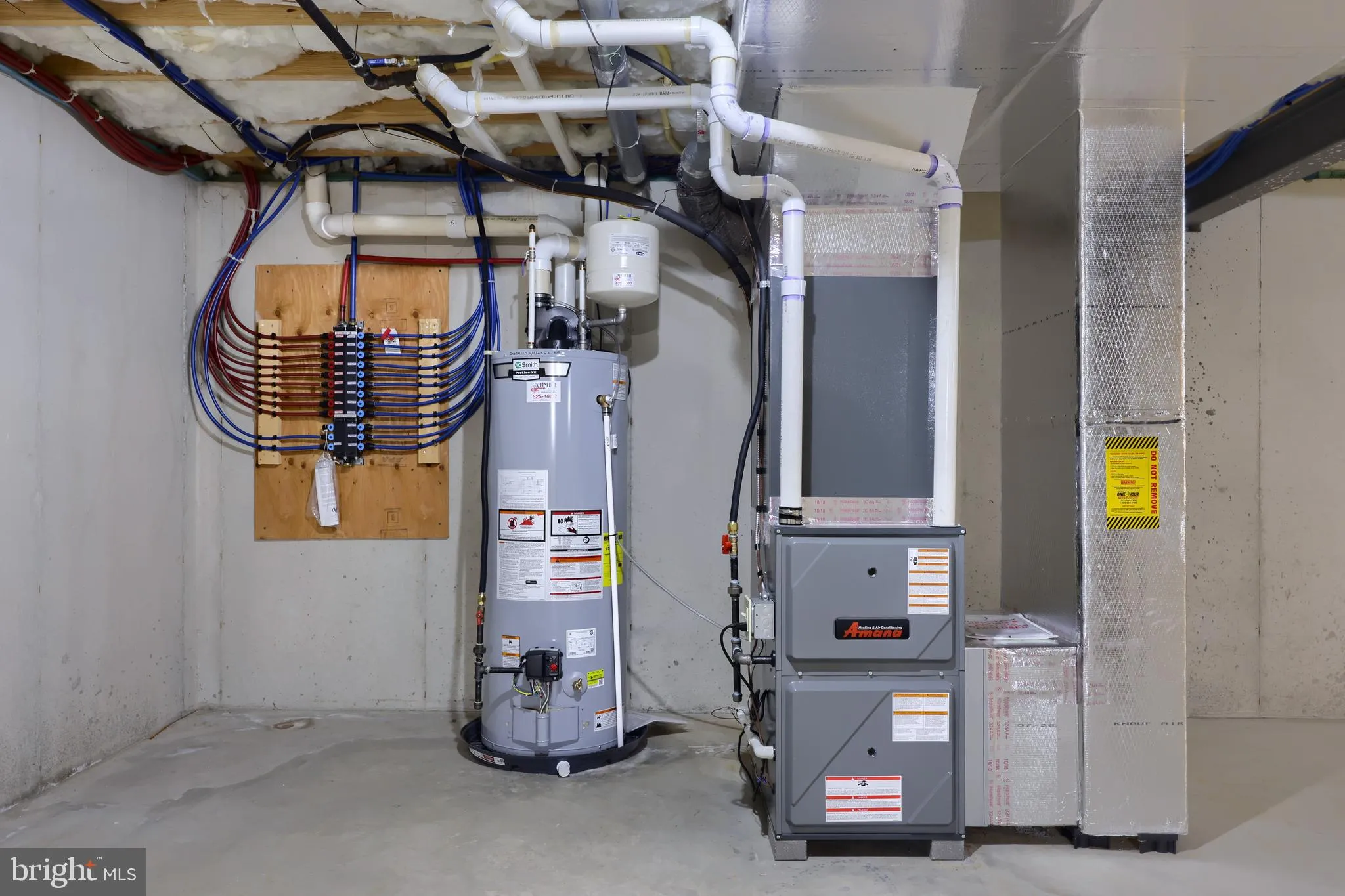 Gordonville, Pennsylvania 17529, United States, 2 Bedrooms Bedrooms, ,3 BathroomsBathrooms,Residential,Pending,33800