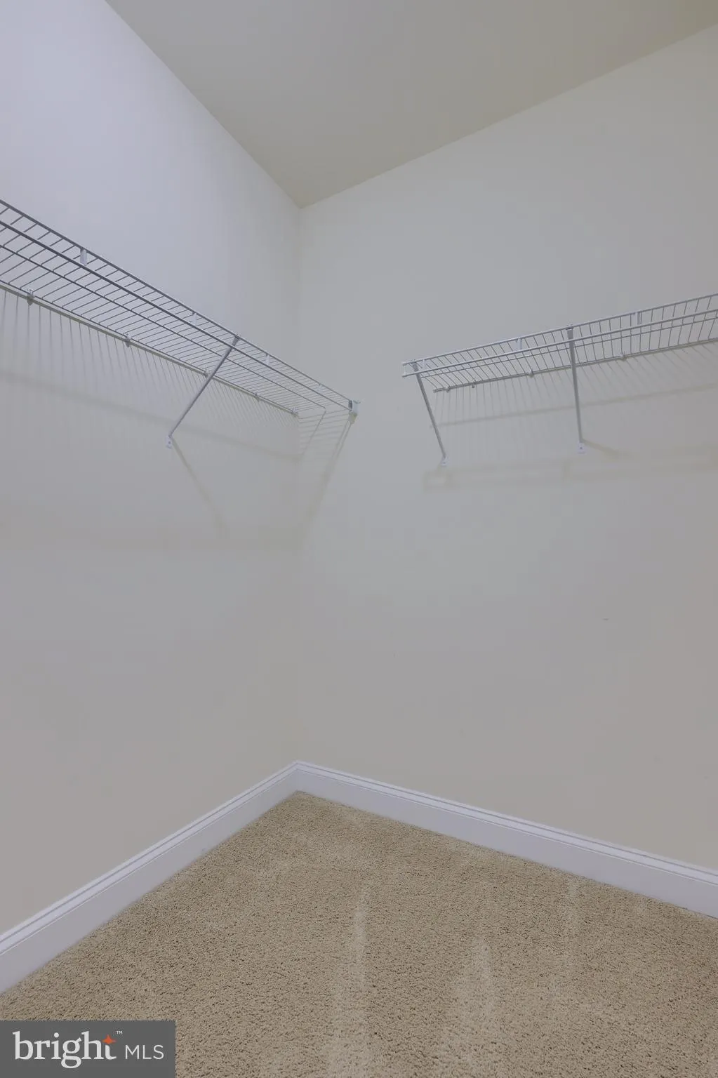 Gordonville, Pennsylvania 17529, United States, 2 Bedrooms Bedrooms, ,3 BathroomsBathrooms,Residential,Pending,33800