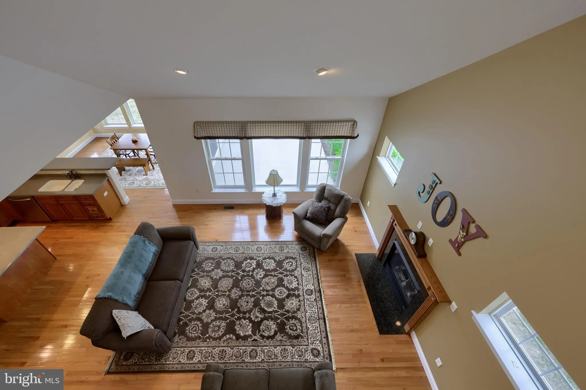 Gordonville, Pennsylvania 17529, United States, 2 Bedrooms Bedrooms, ,3 BathroomsBathrooms,Residential,Pending,33800