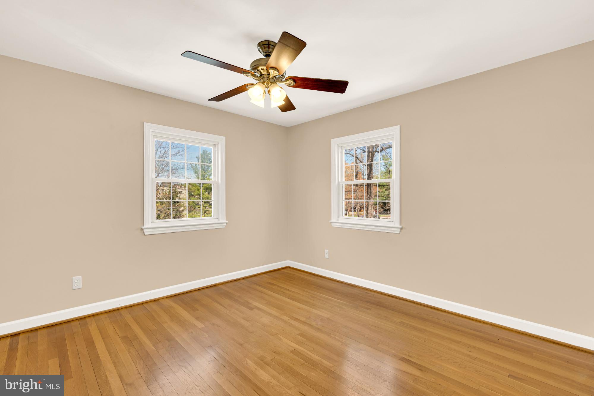 CHEVY CHASE CREST - Residential