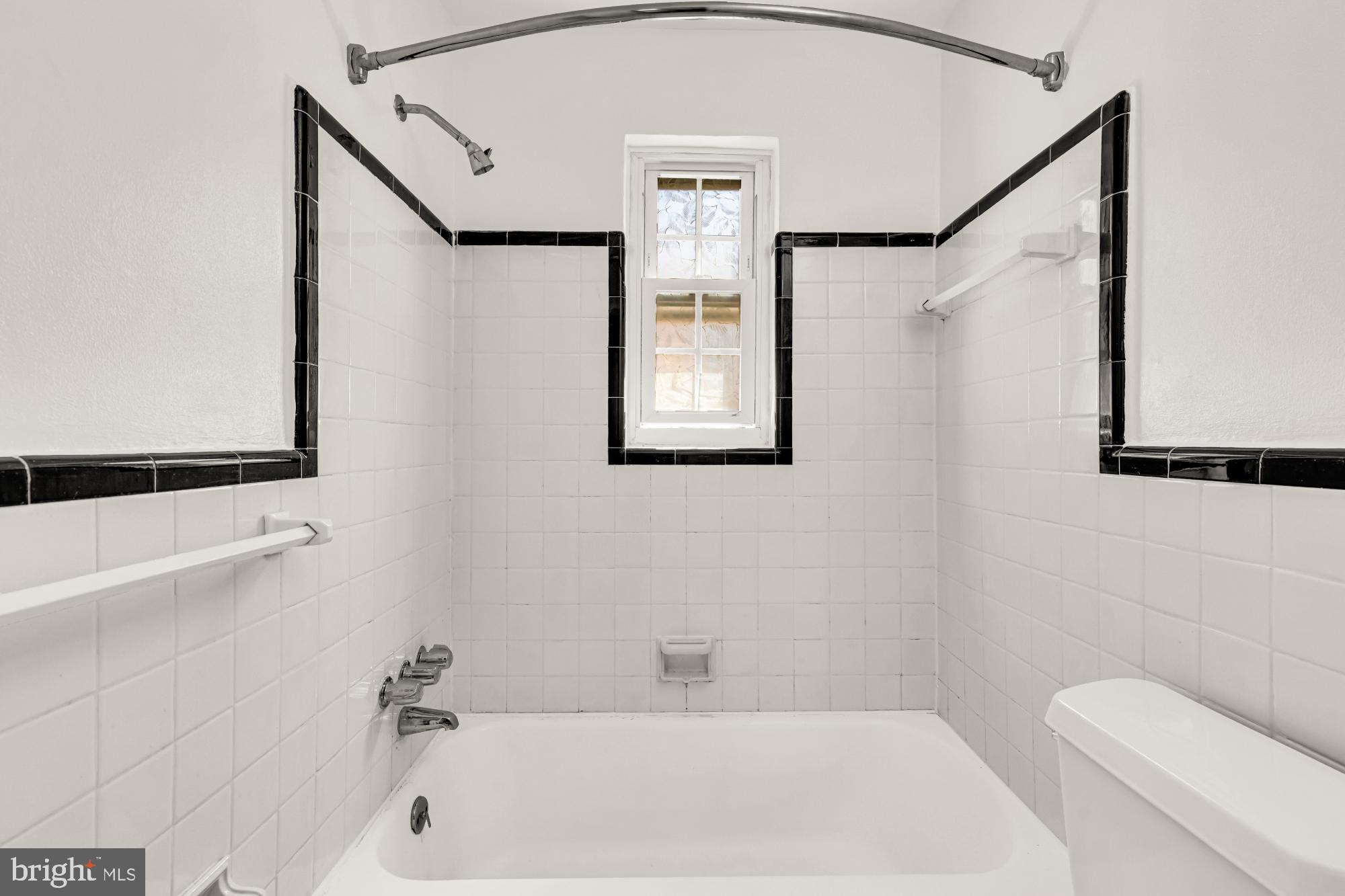 CHEVY CHASE CREST - Residential