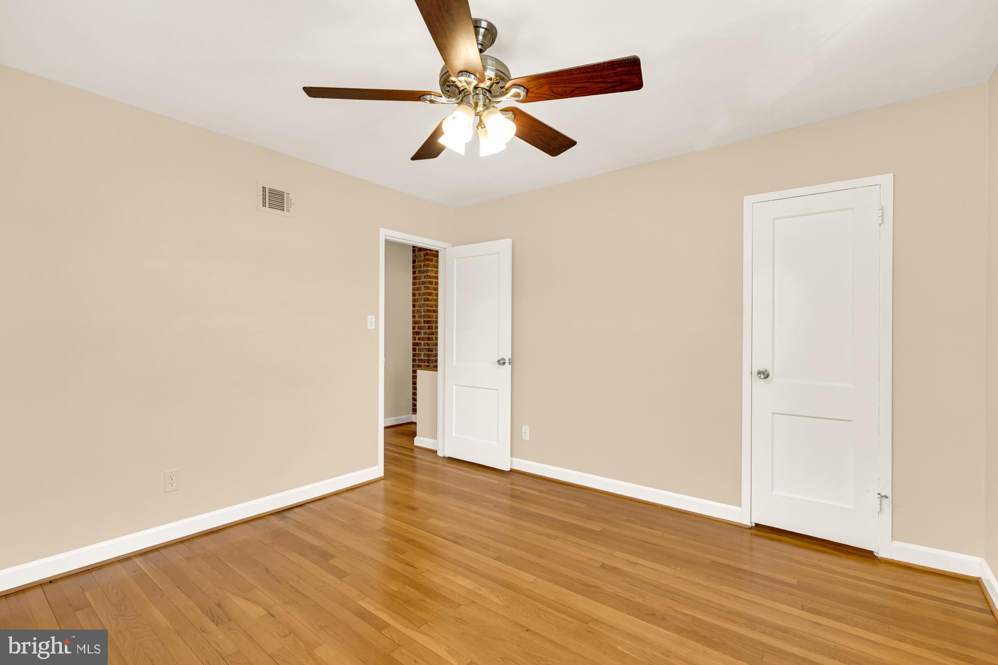 CHEVY CHASE CREST - Residential