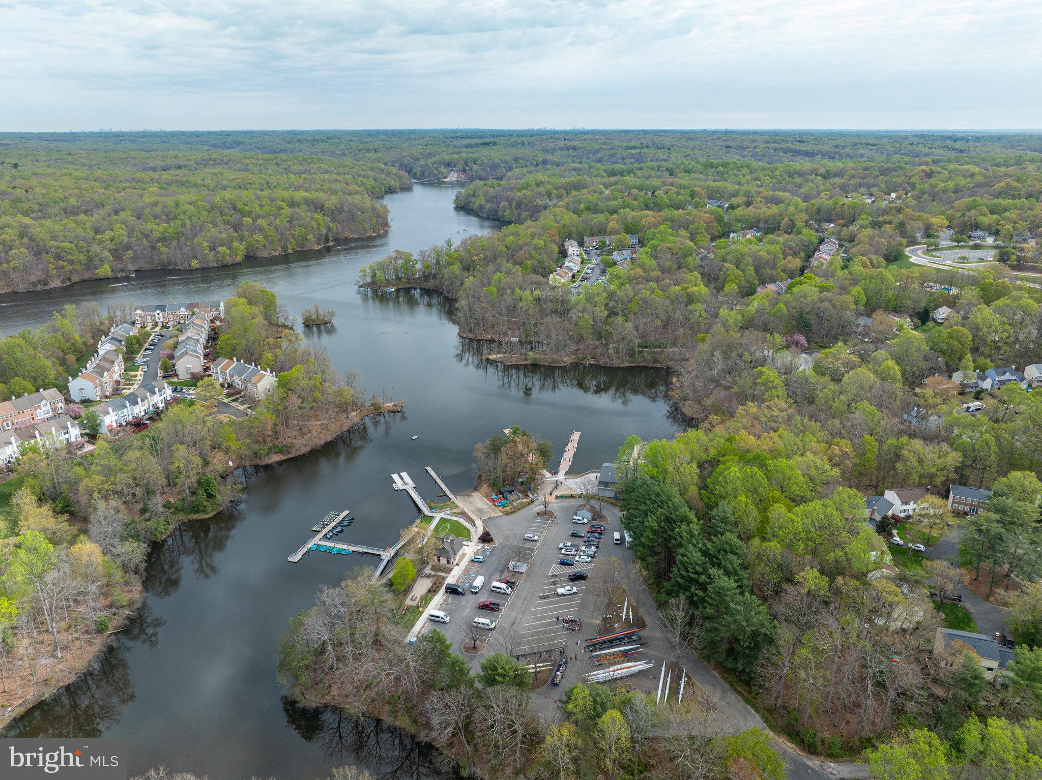 LAKE RIDGE - Residential