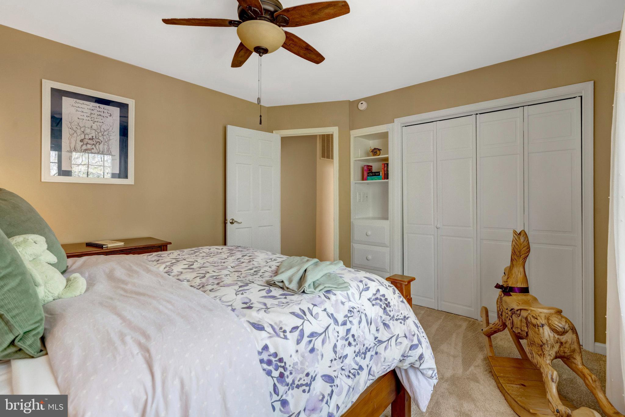 LAKE RIDGE - Residential