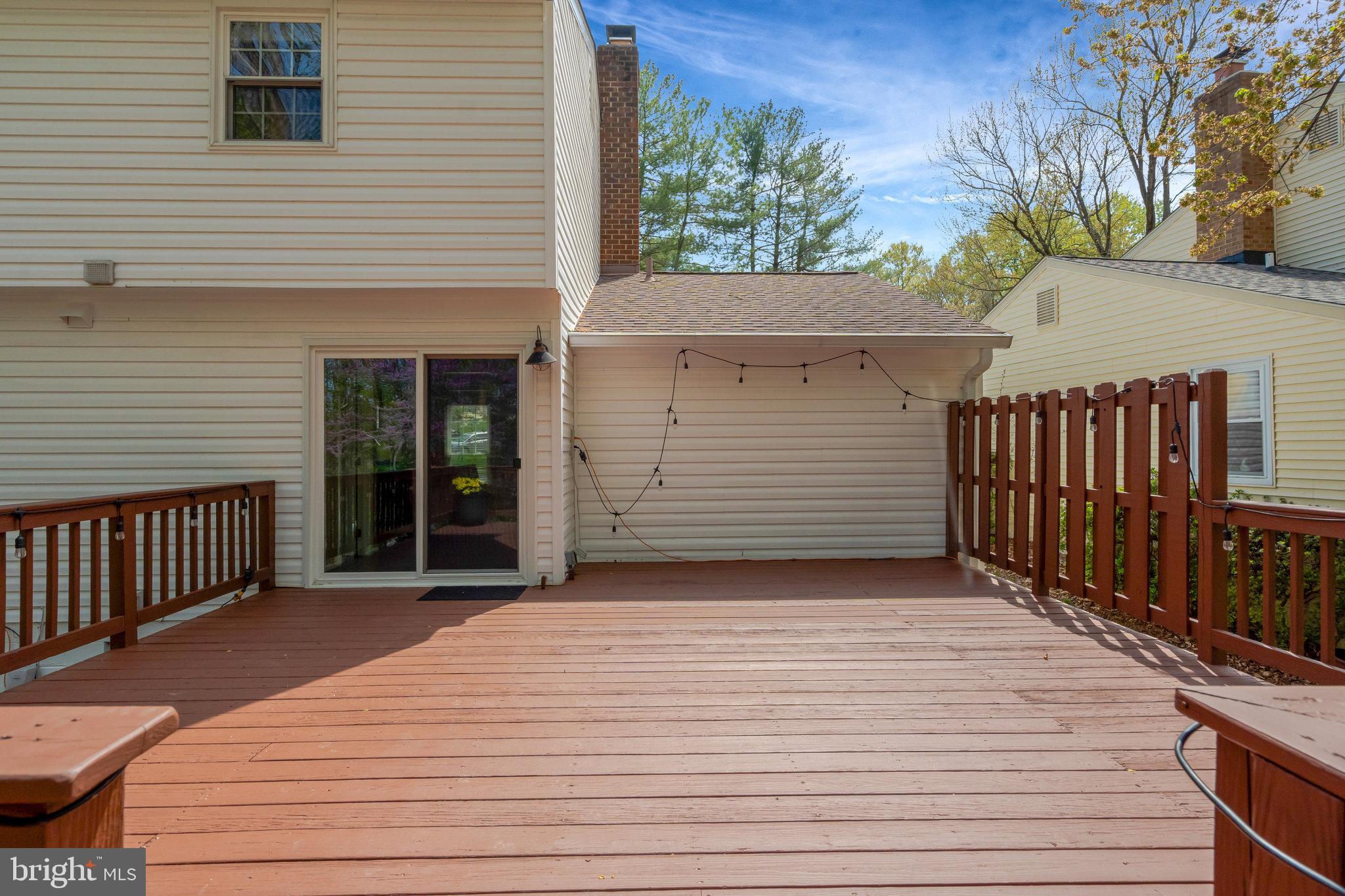 LAKE RIDGE - Residential