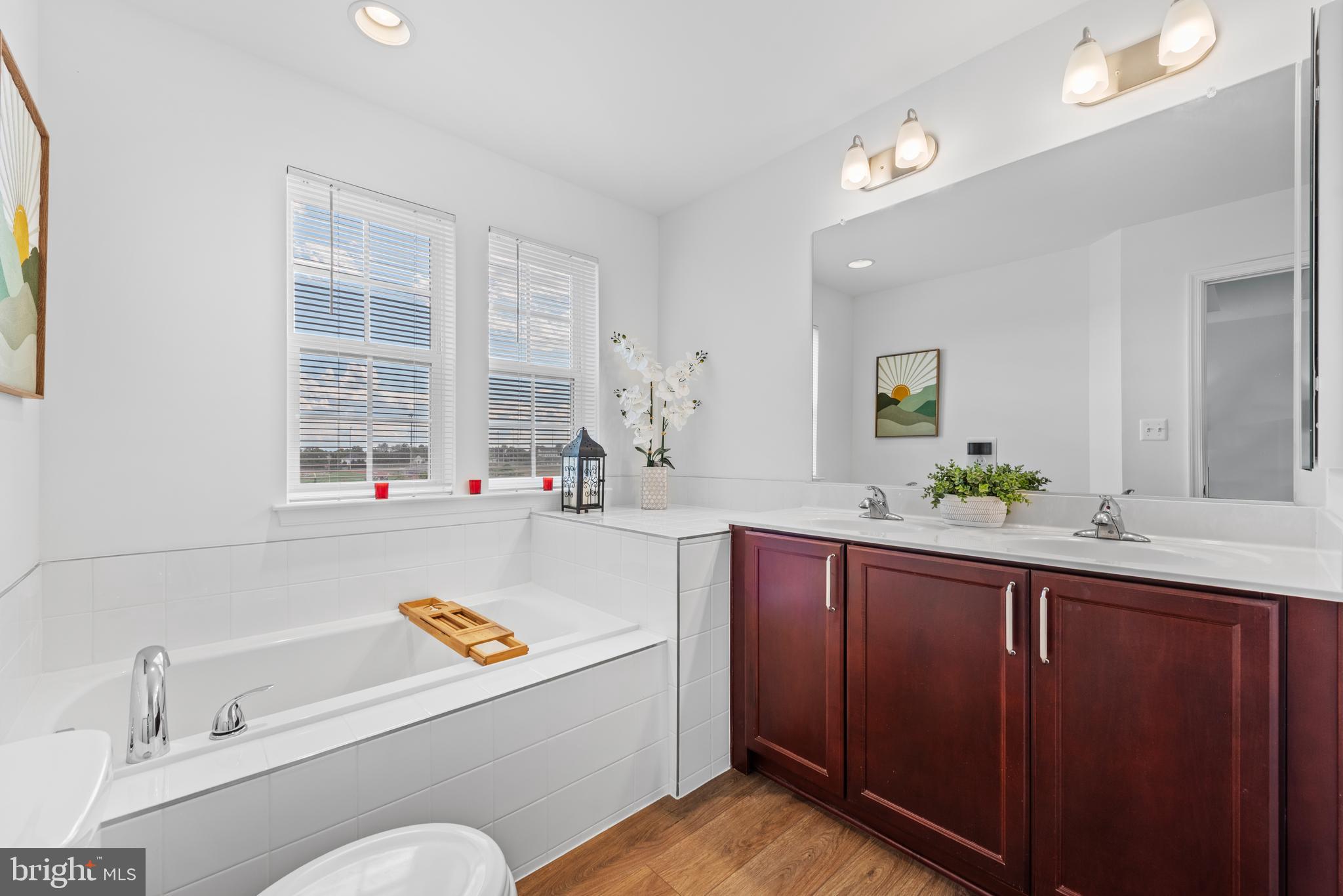 HUNTFIELD - Residential