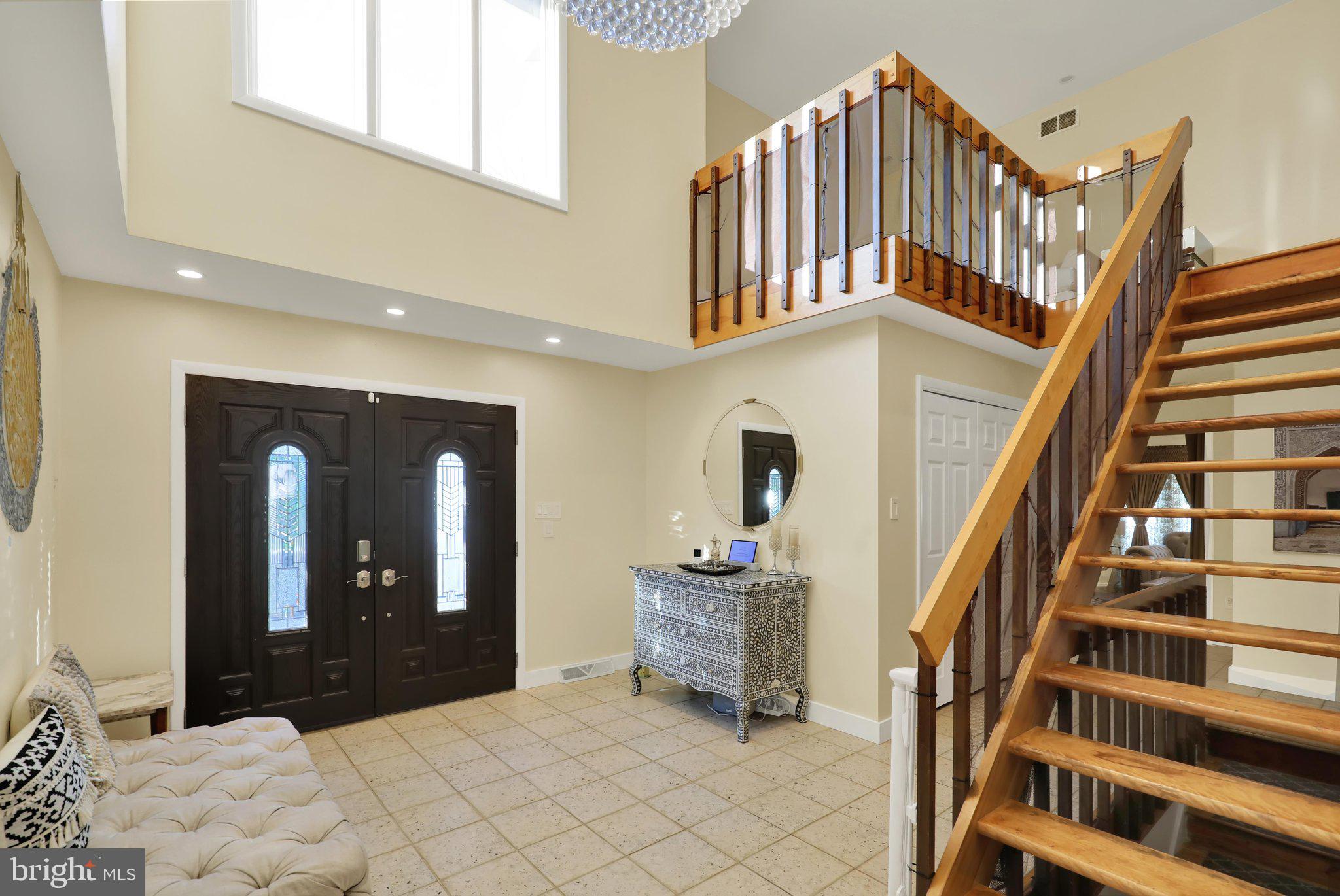 2210 GREENWOOD ROAD