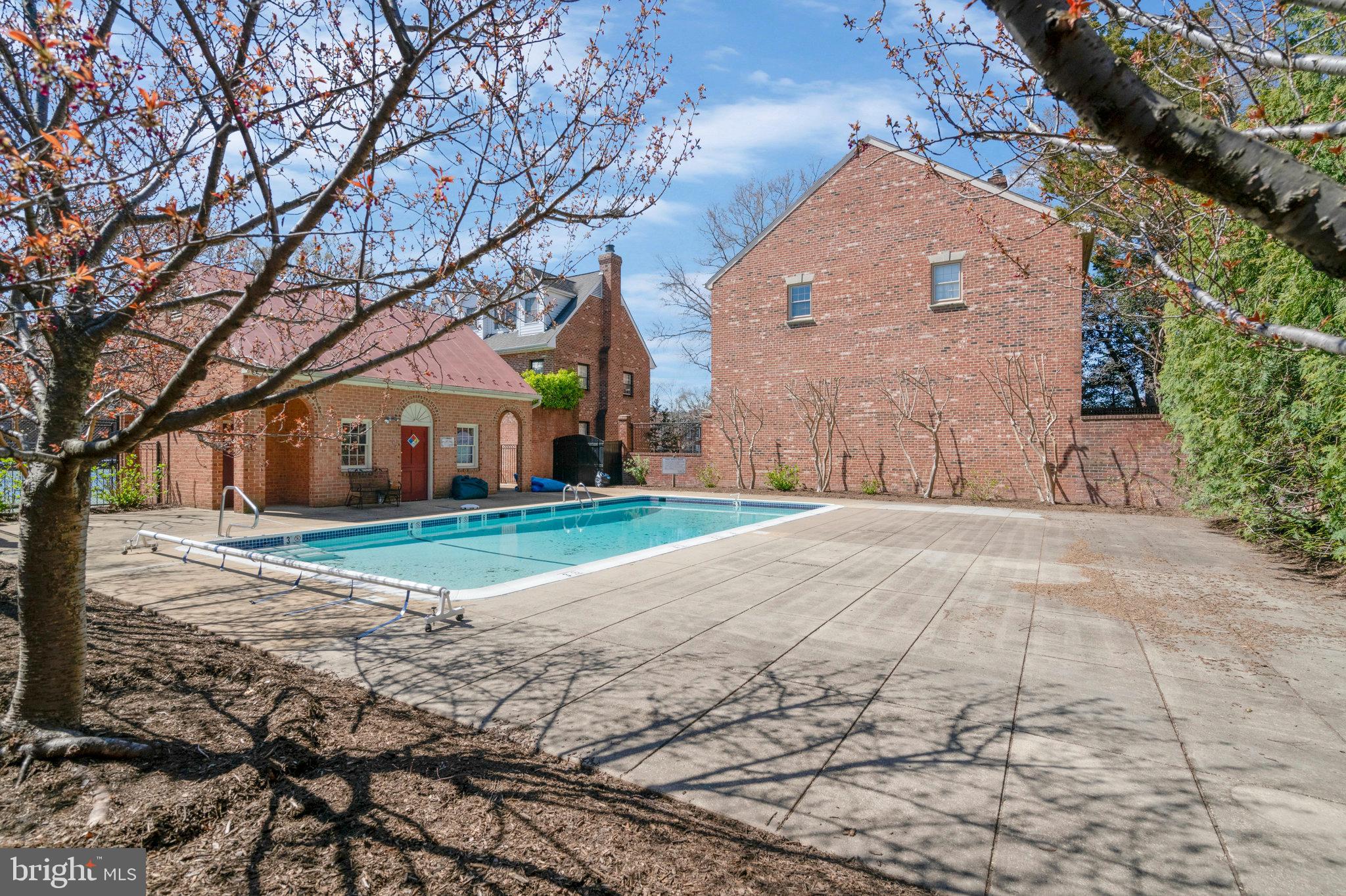 OLD TOWN - Residential