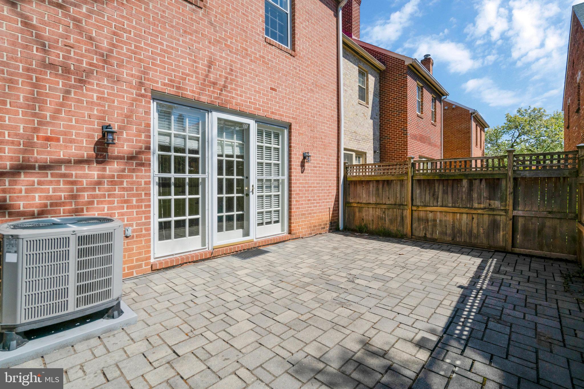 OLD TOWN - Residential