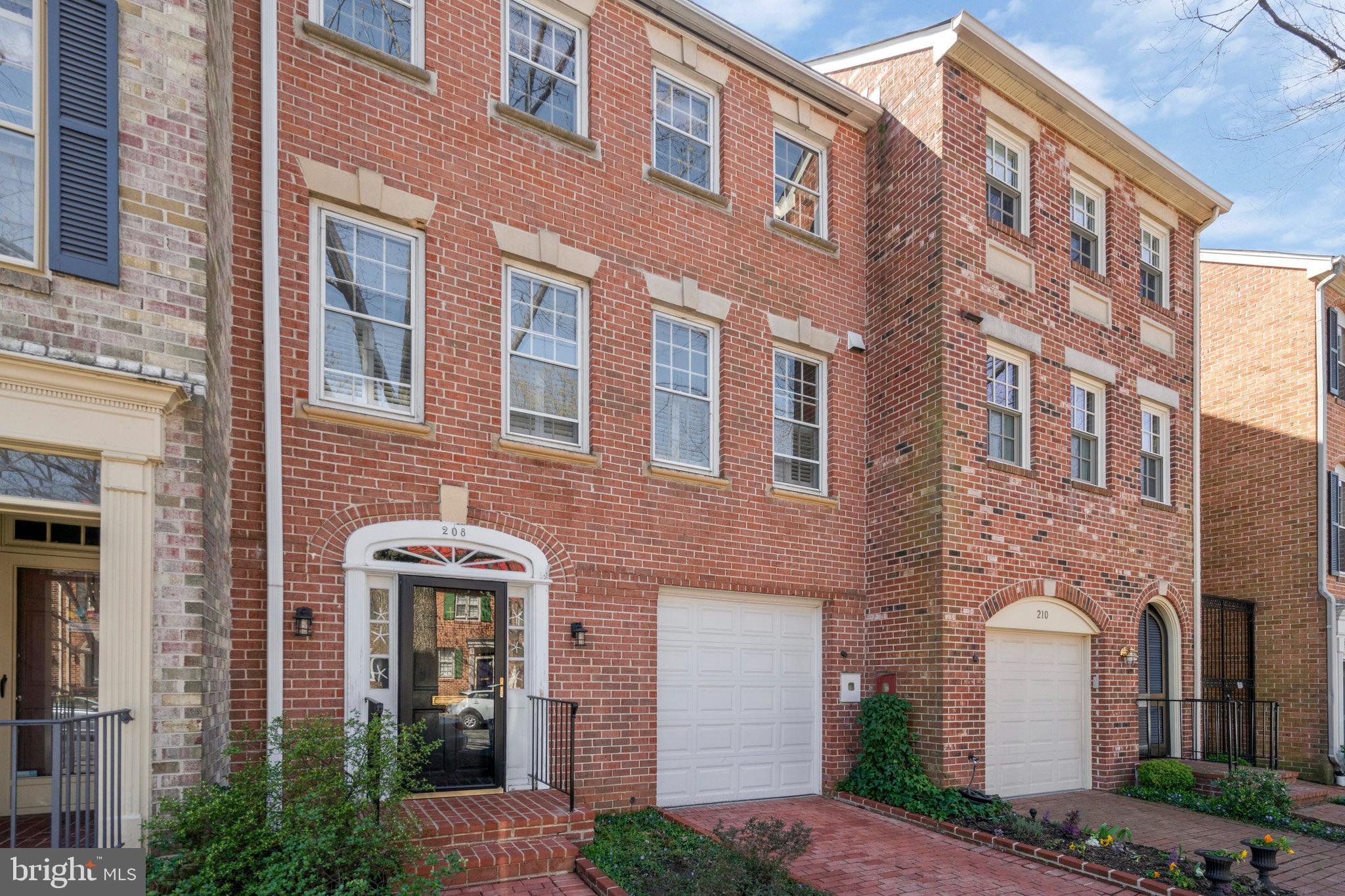 OLD TOWN - Residential