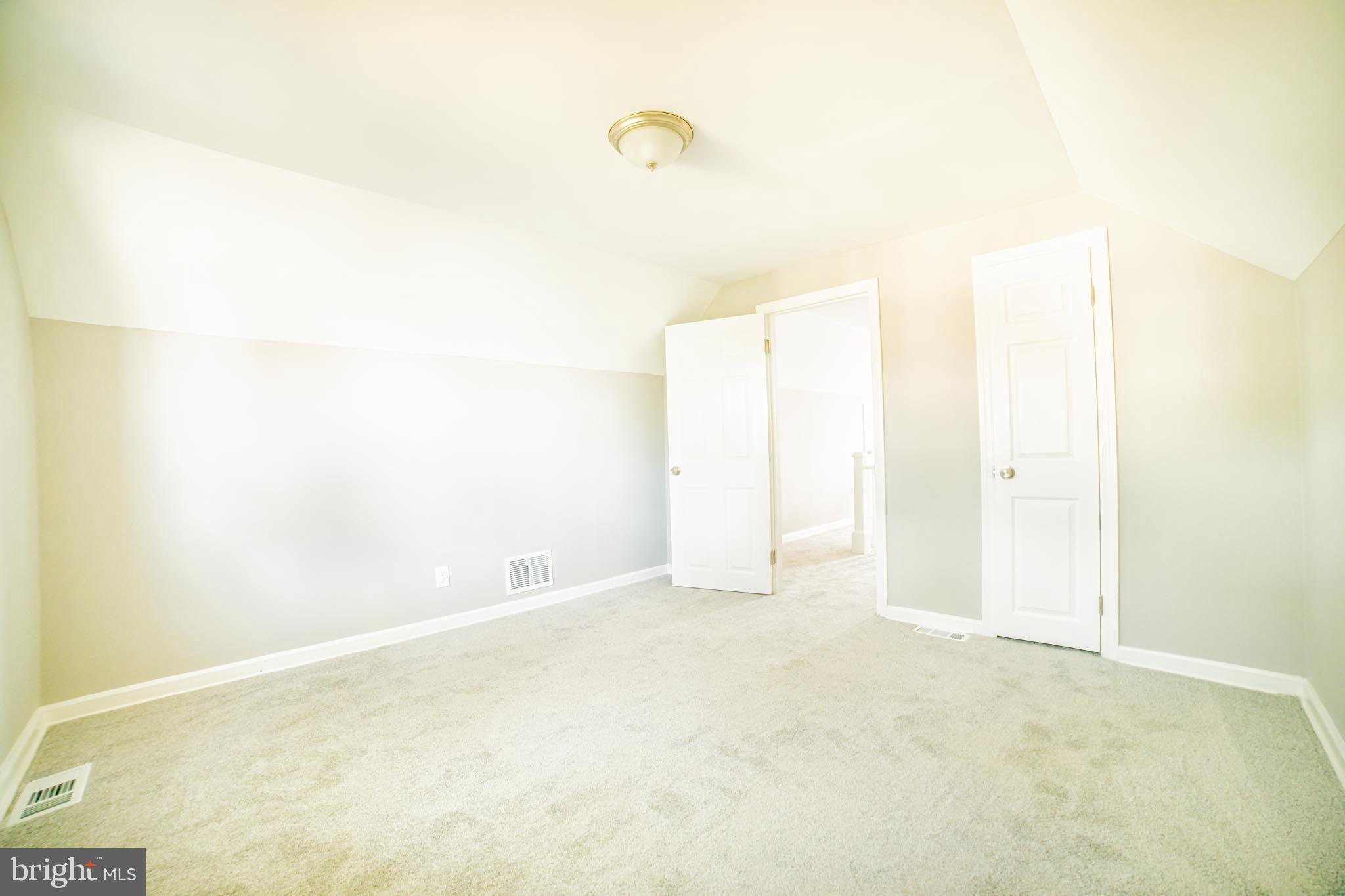 BATTLE GROVE MANOR - Residential