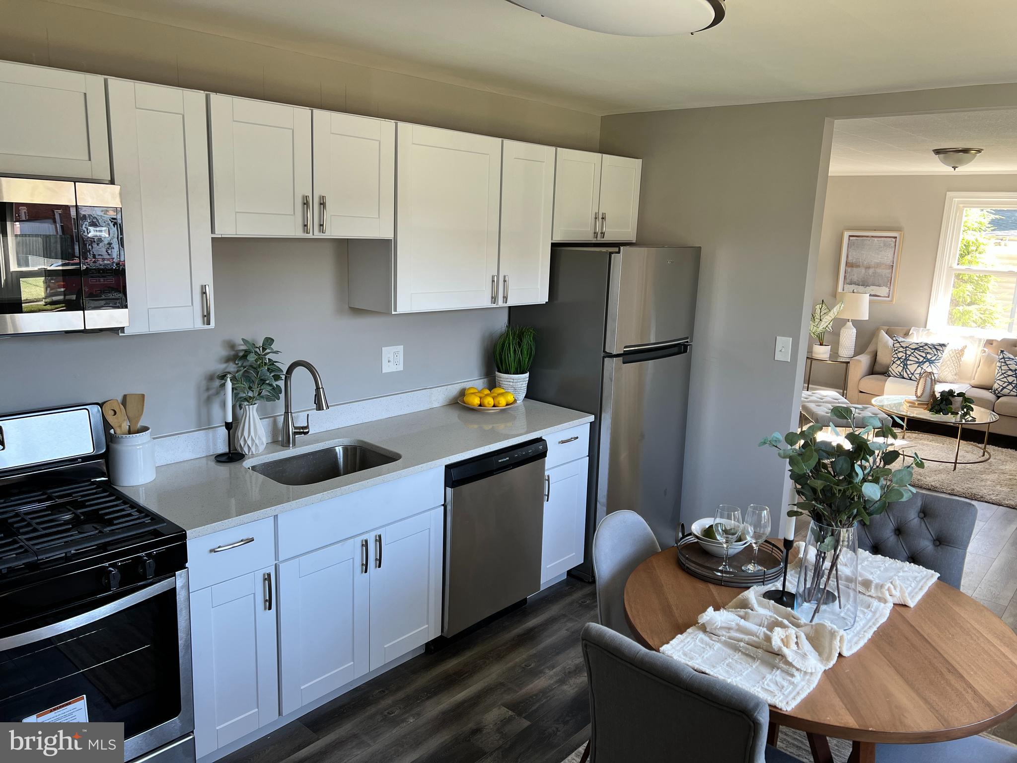 BATTLE GROVE MANOR - Residential
