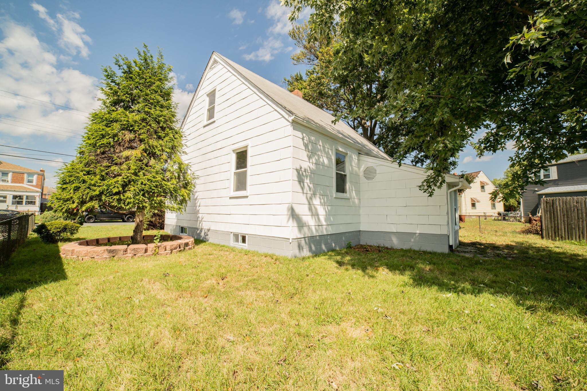 BATTLE GROVE MANOR - Residential