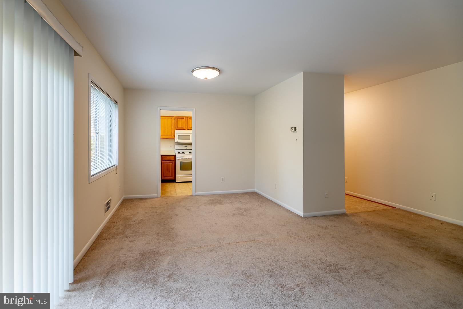 PARKSIDE CONDOMINIUMS - Residential Lease