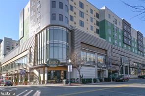 PARKSIDE CONDOMINIUMS - Residential Lease