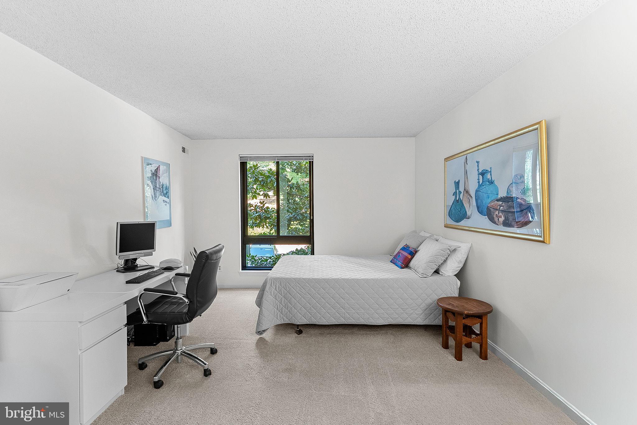 THE PLAZA - Residential