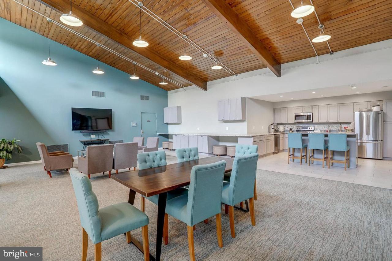 THE PLAZA - Residential