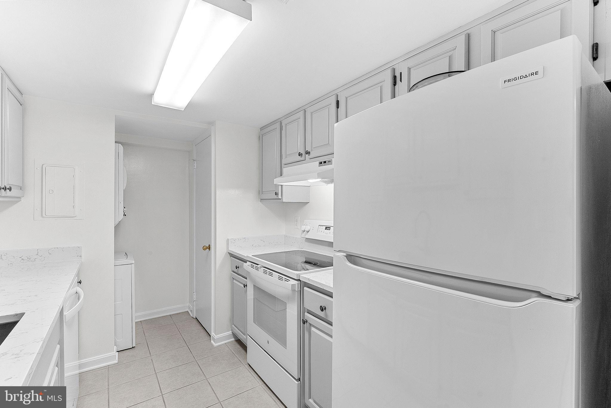 THE PLAZA - Residential