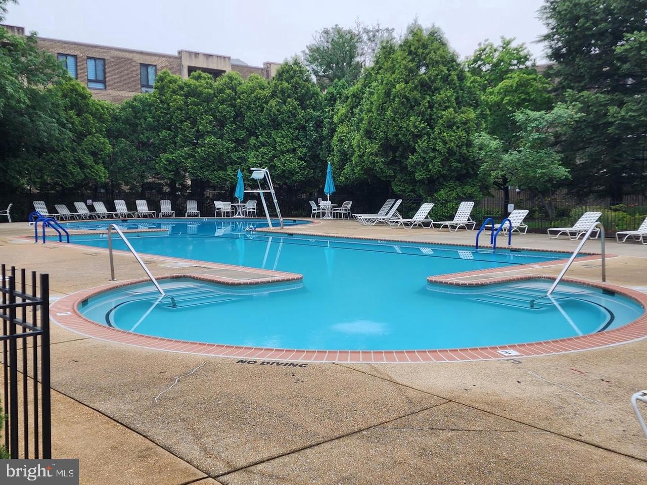 THE PLAZA - Residential