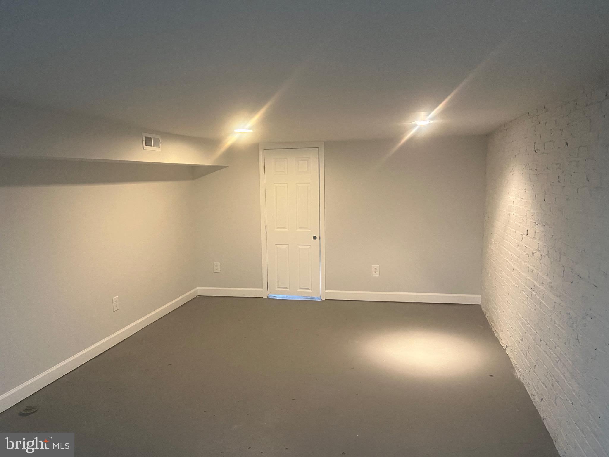 BALTIMORE EAST - SOUTH CLIFTON PARK HIST. DISTRICT - Residential