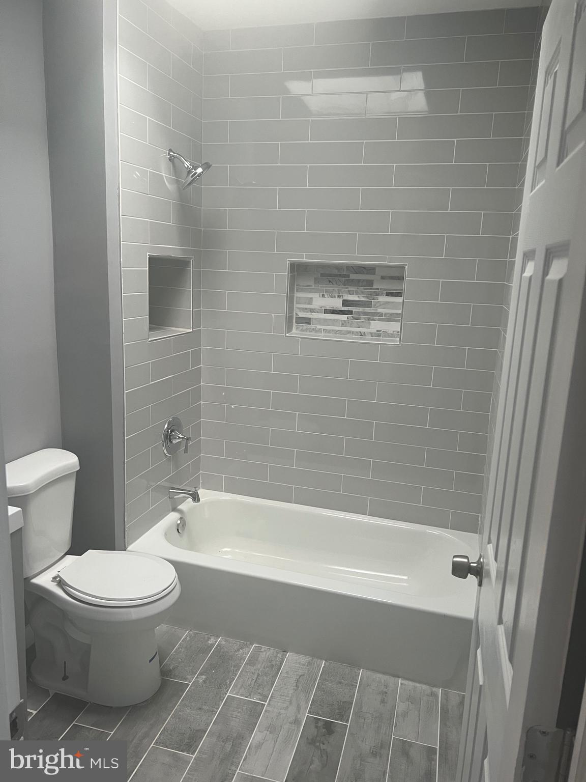 BALTIMORE EAST - SOUTH CLIFTON PARK HIST. DISTRICT - Residential