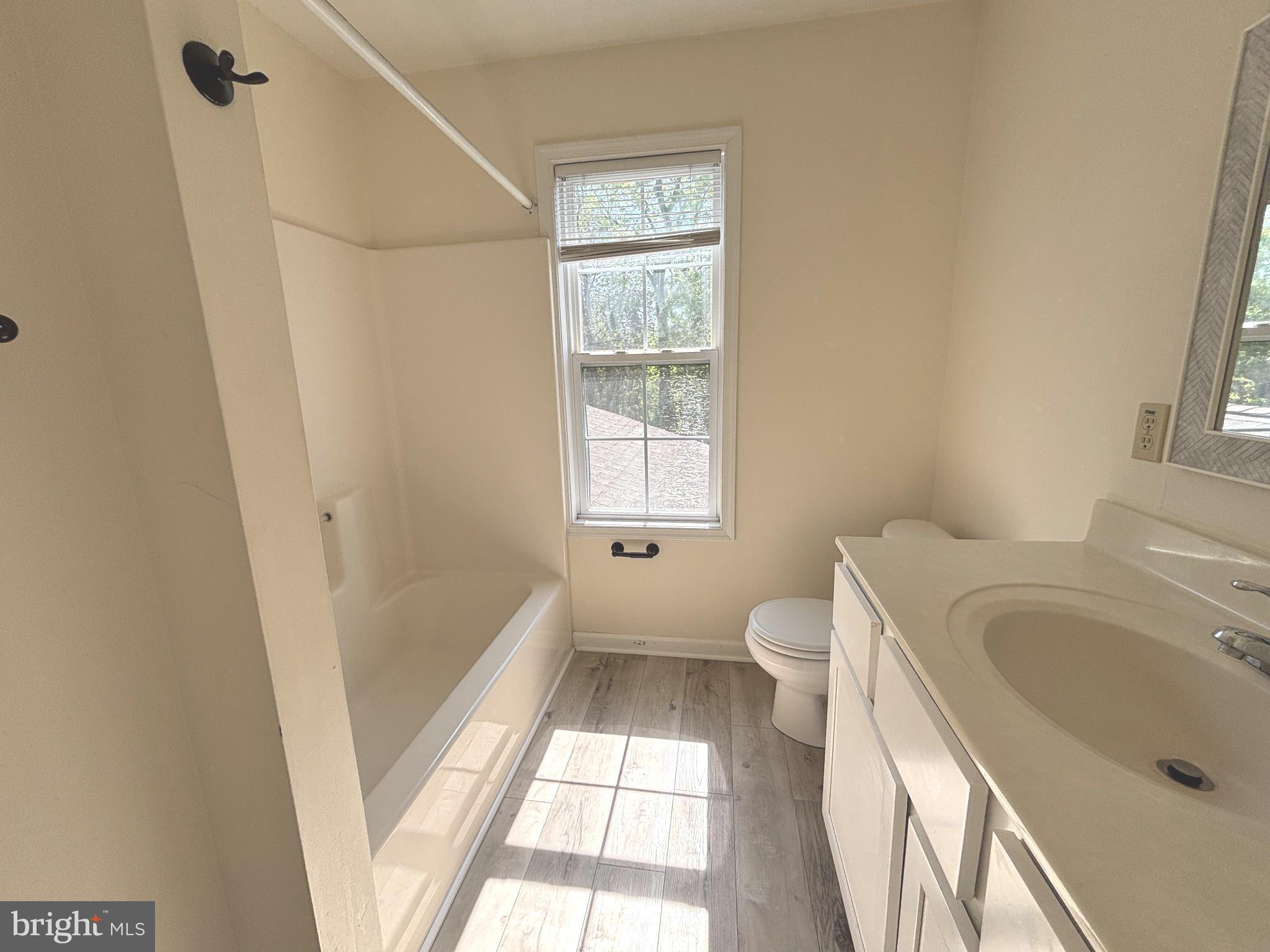 WAYLANDS - Residential