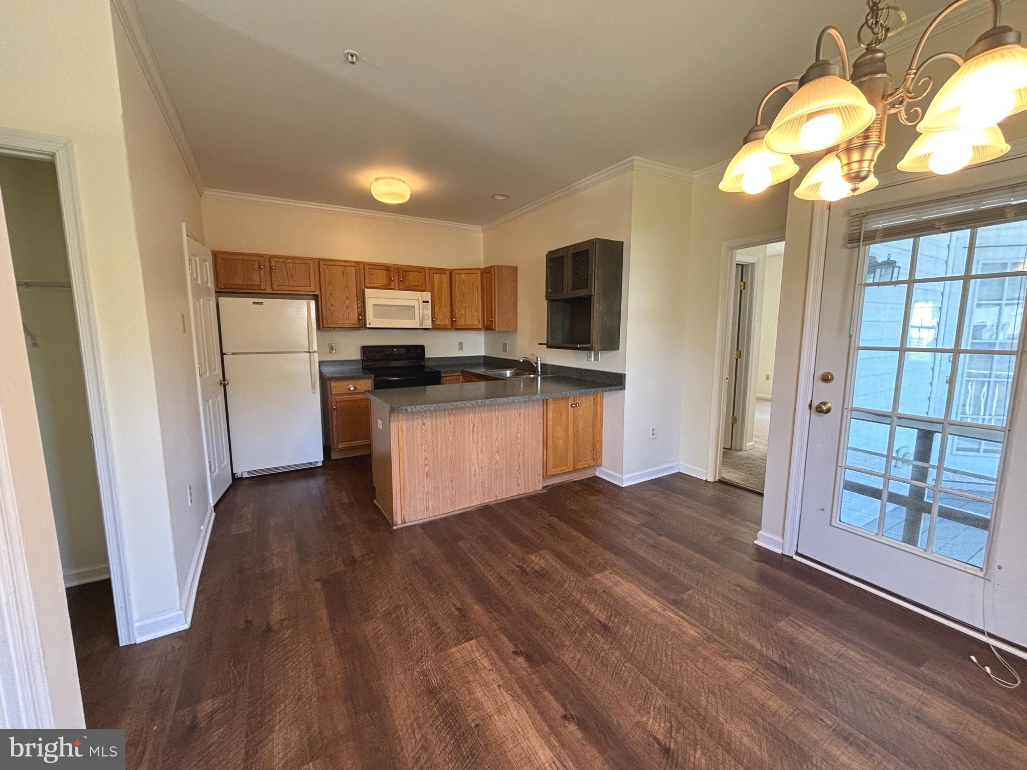 WAYLANDS - Residential