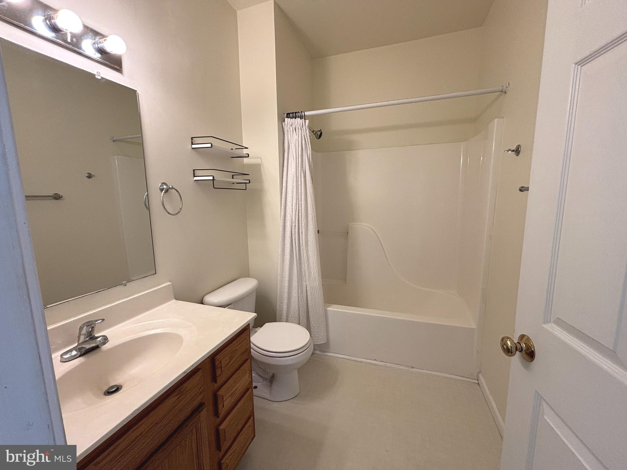 WAYLANDS - Residential