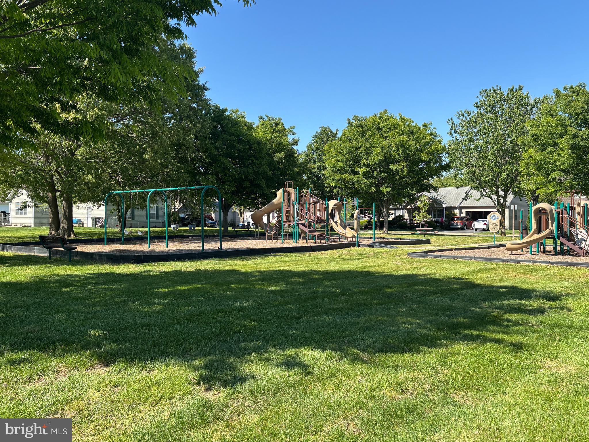 WAYLANDS - Residential