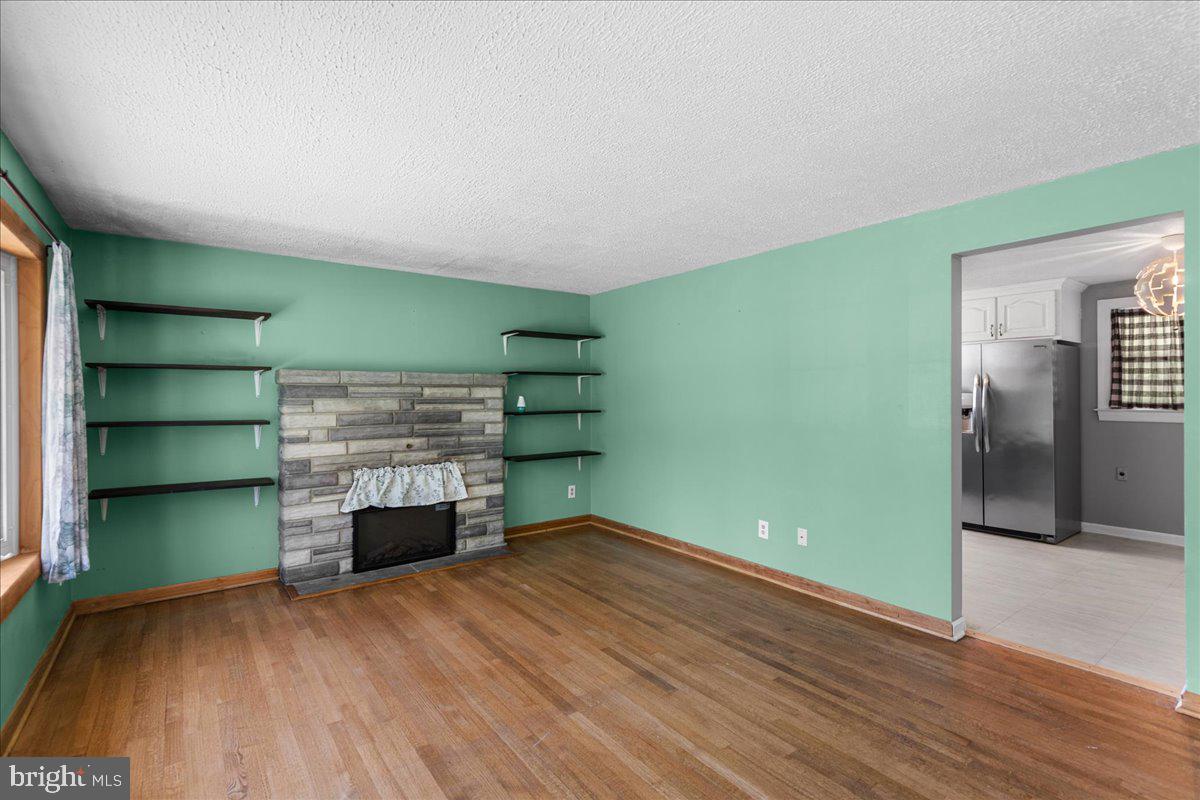 13816 WHITE OAK RIDGE