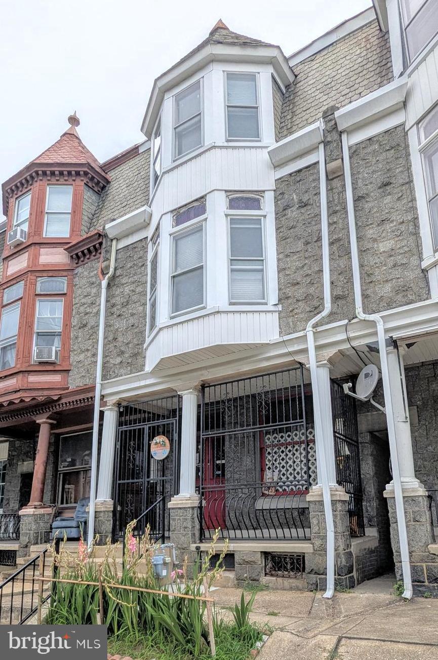 This exceptional property offers two spacious units, each with its own unique potential. The upstairs unit features three bedrooms, a full bathroom, a kitchen, and a large living room — perfect for family living or rental income. The first-floor unit was previously used as a nursery/daycare and includes a kitchen, a sizable open area, and a half bathroom, which can easily be converted into a full bathroom to suit your needs. Or, turn it into another separate living quarters!
Whether you're a contractor, landlord, or looking to live in one unit while renting out the other, the options are truly endless. This property presents a fantastic opportunity to customize and optimize your investment.
Showings begin on Friday, July 25. Stay tuned for more details and photos. Contact me today to schedule your private tour!
