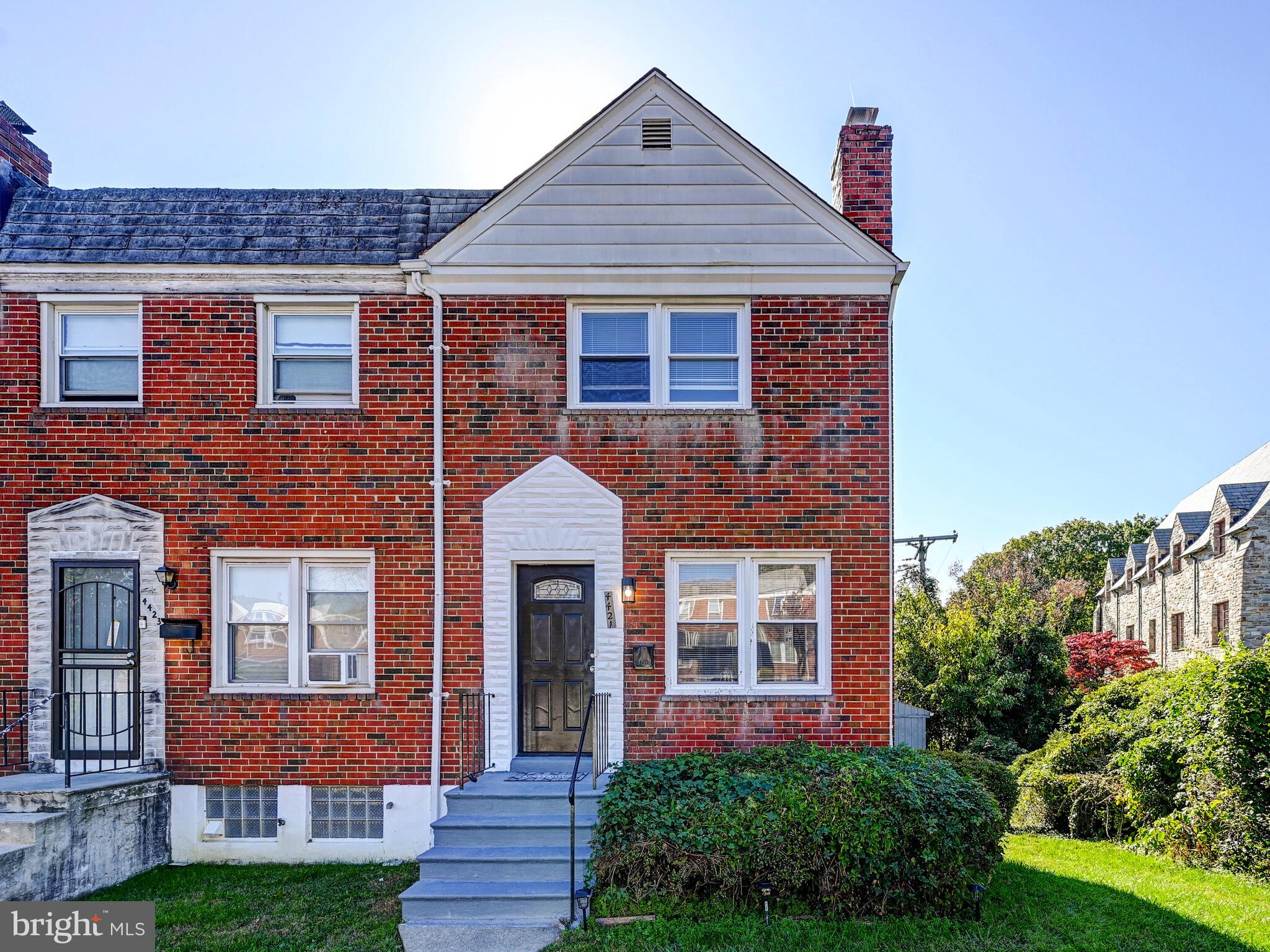 PARKSIDE - Residential