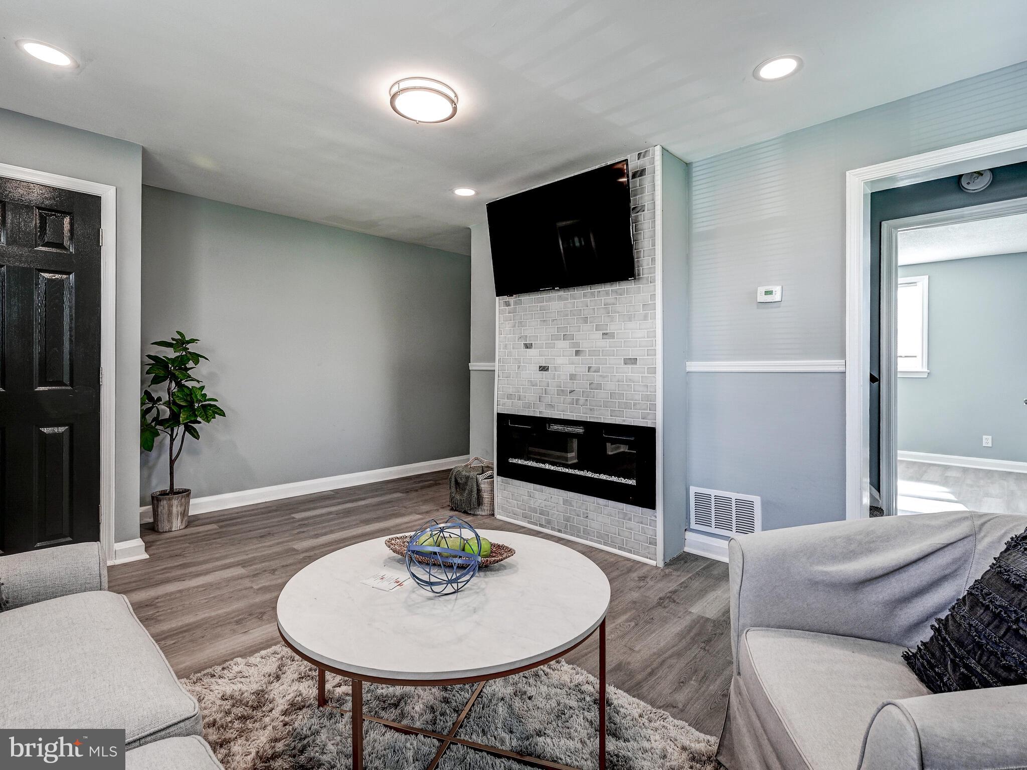 PARKSIDE - Residential