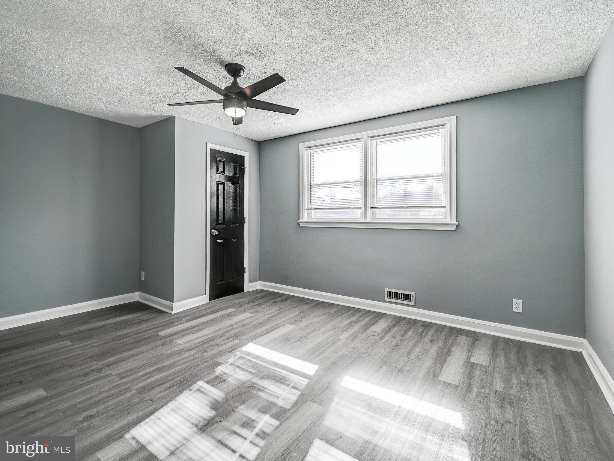 PARKSIDE - Residential