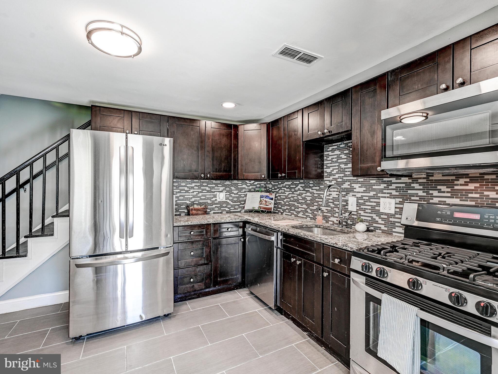 PARKSIDE - Residential