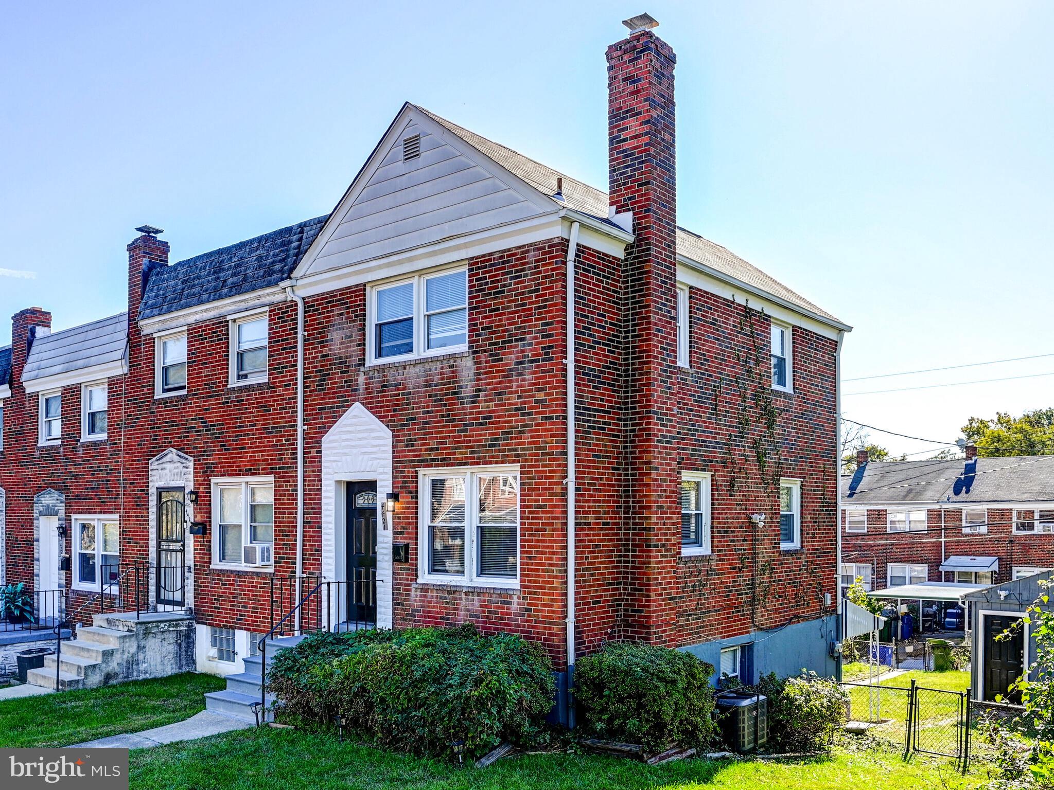 PARKSIDE - Residential