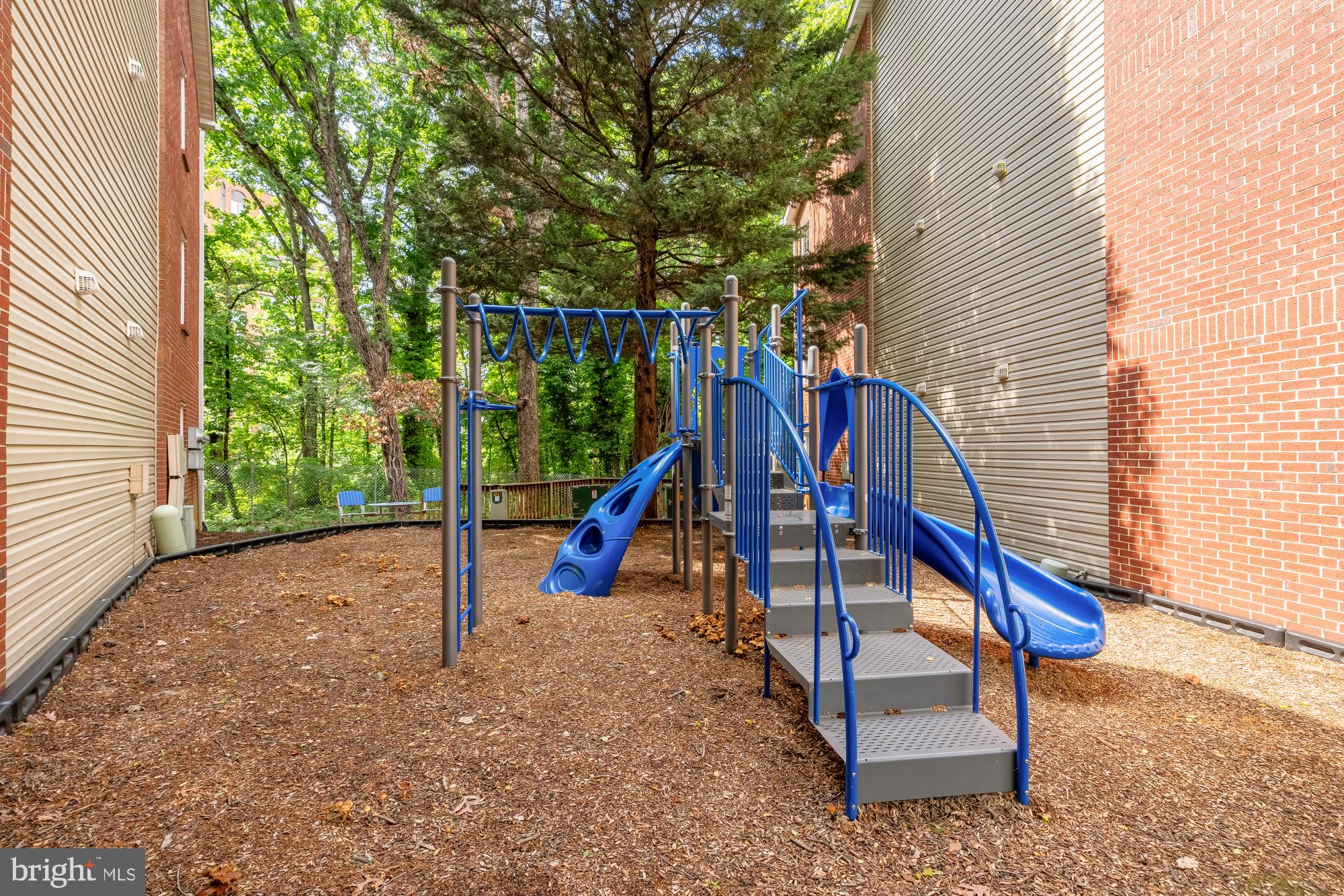 ALEXANDRIA - Residential