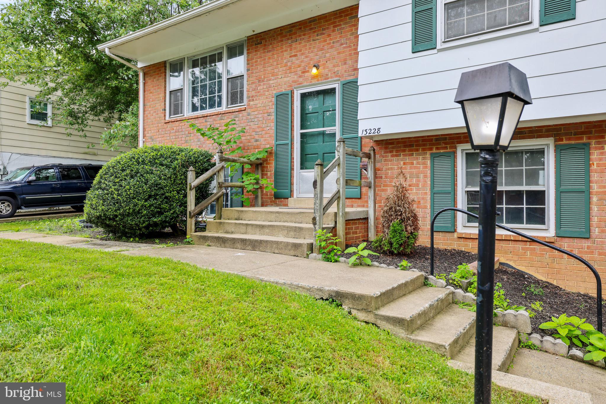 DALE CITY - Residential