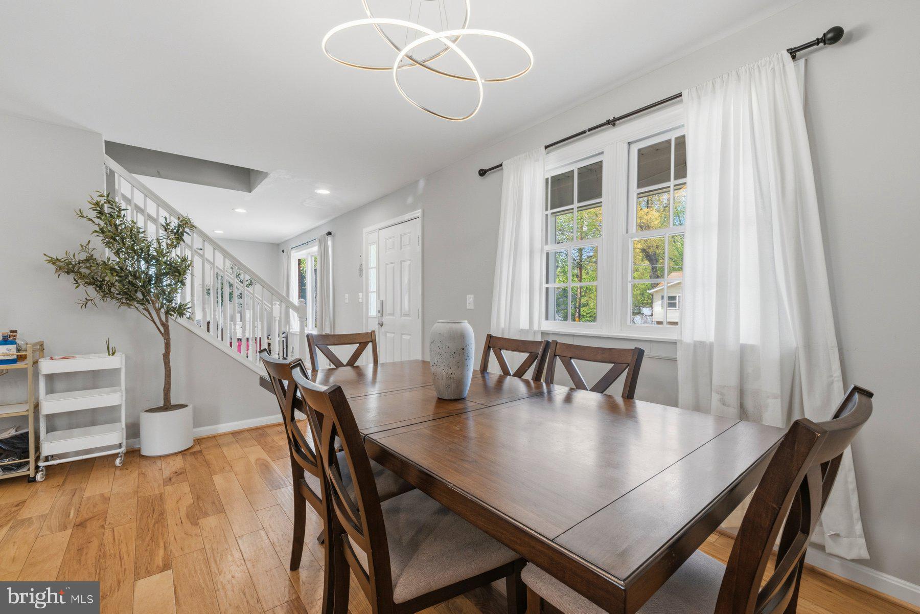 ELMHURST - Residential