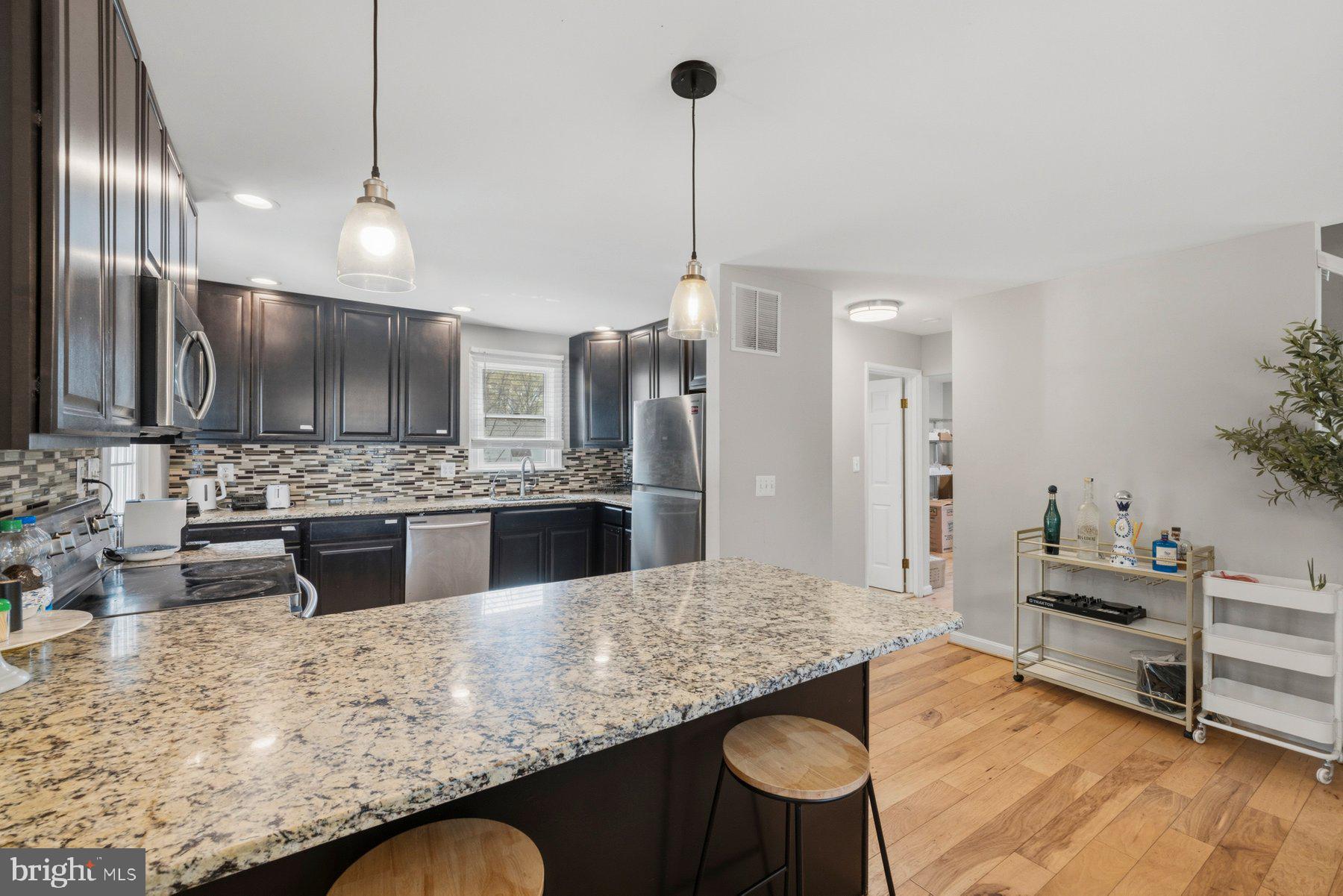 ELMHURST - Residential